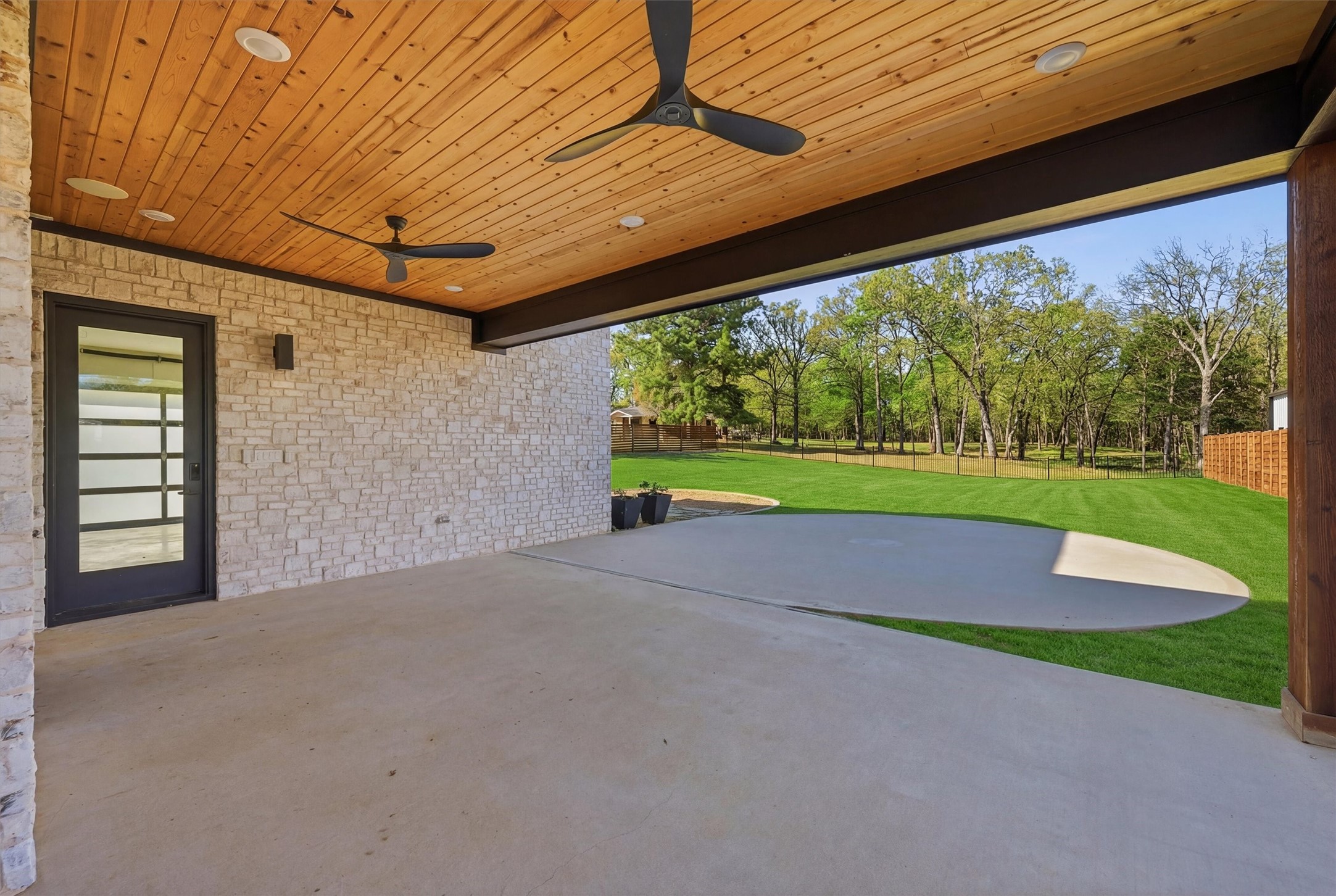 1805 Arthur Road Denison TX 75021