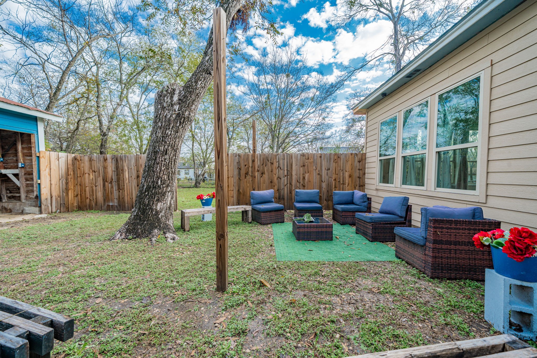 301 E 2nd North Street Kaufman TX 75142