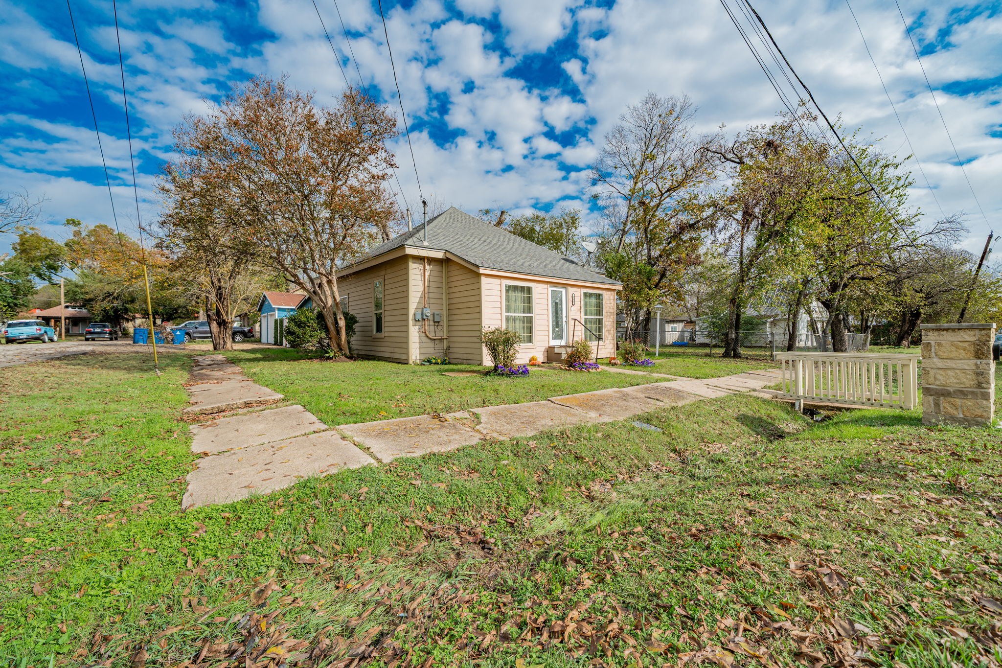 301 E 2nd North Street Kaufman TX 75142