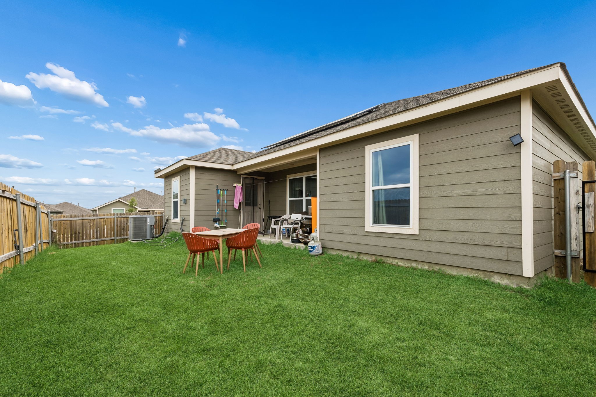 13713 Beaverhead Street Ponder TX 76259