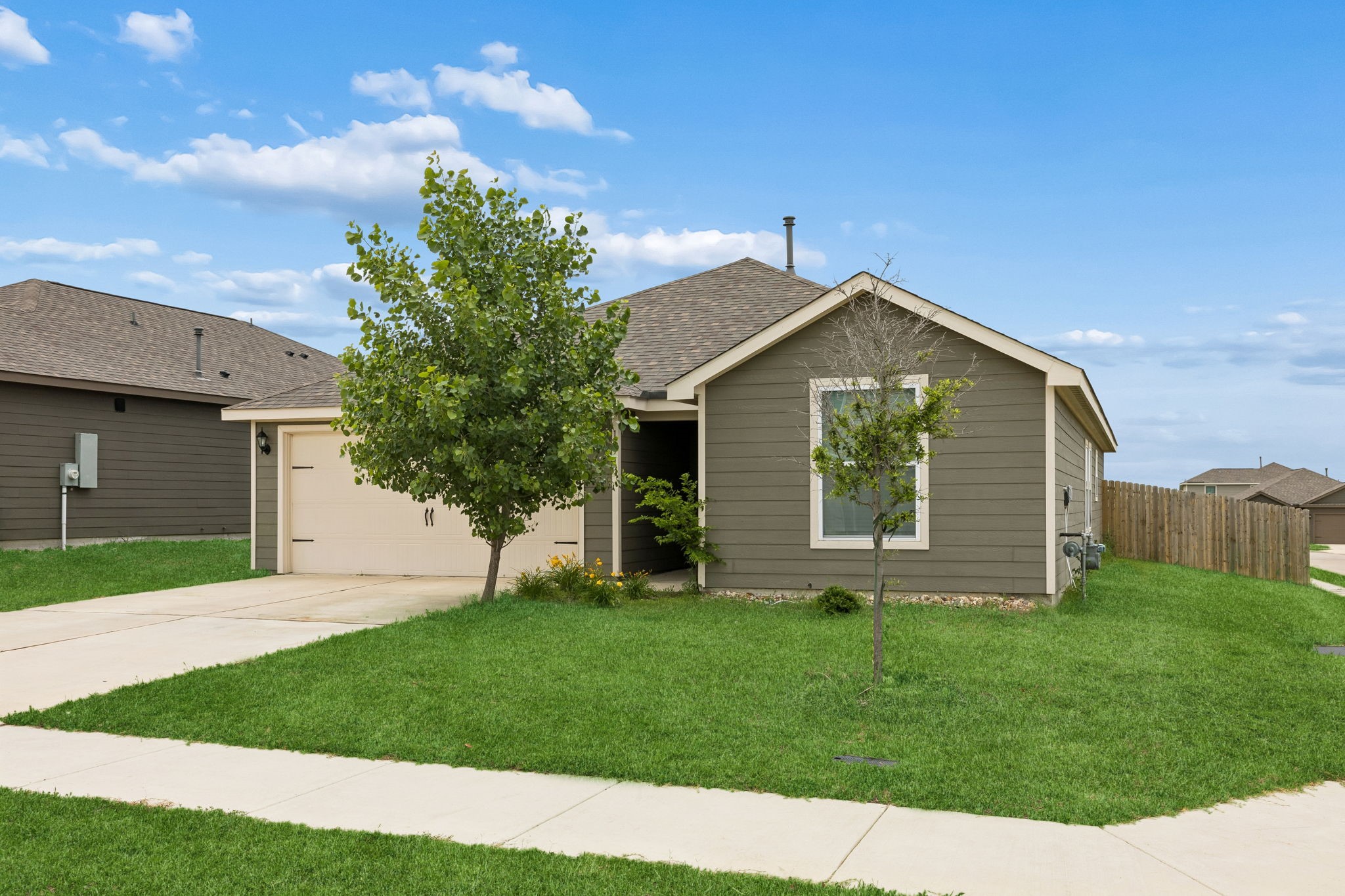 13713 Beaverhead Street Ponder TX 76259