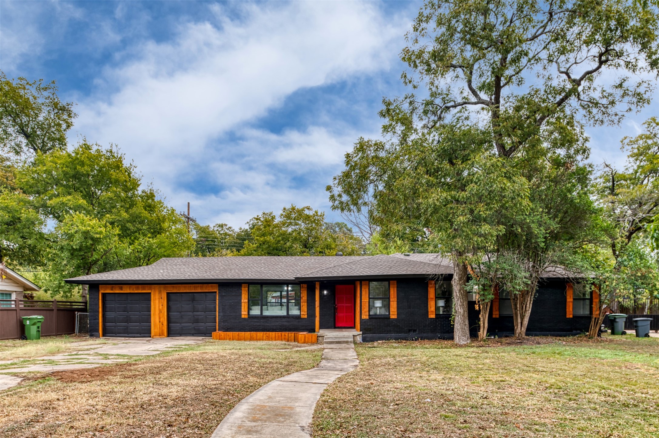 2716 Kingsbury Avenue Richland Hills TX 76118