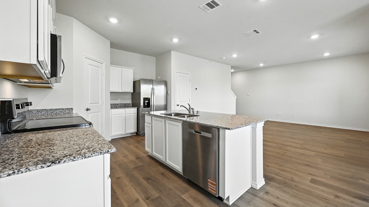 2215 Bosque Trail Crandall TX 75114