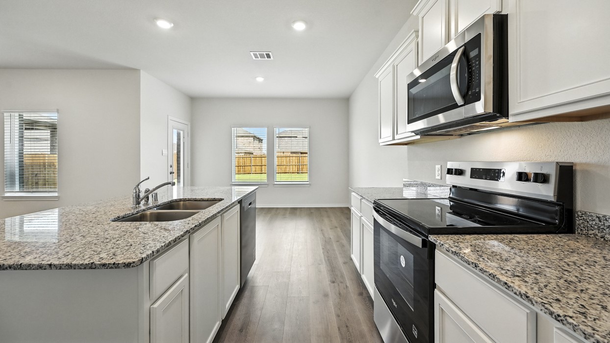 2215 Bosque Trail Crandall TX 75114