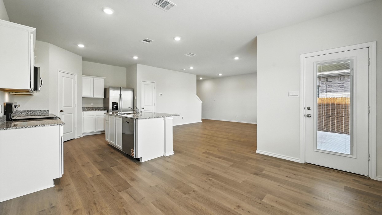 2215 Bosque Trail Crandall TX 75114