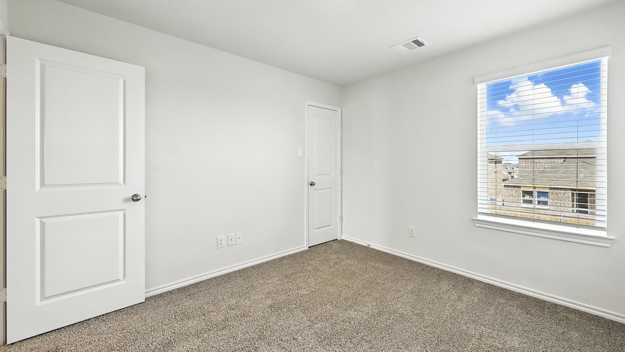 2215 Bosque Trail Crandall TX 75114