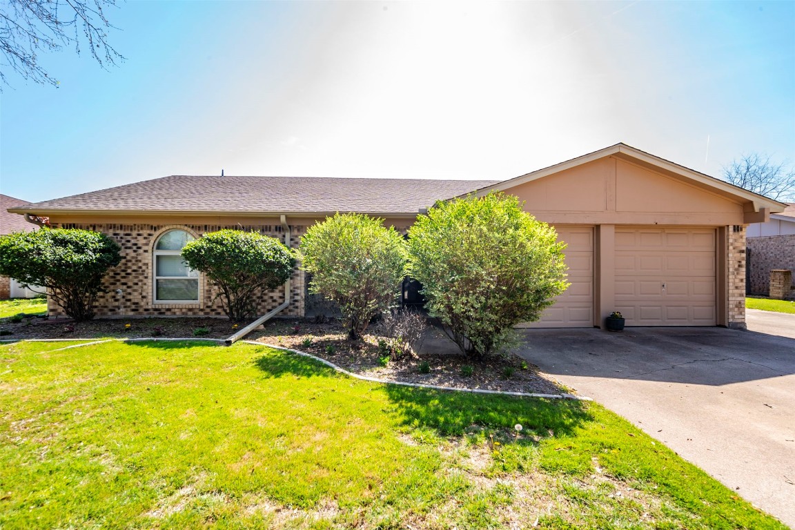 1620 Timberline Drive Benbrook TX 76126