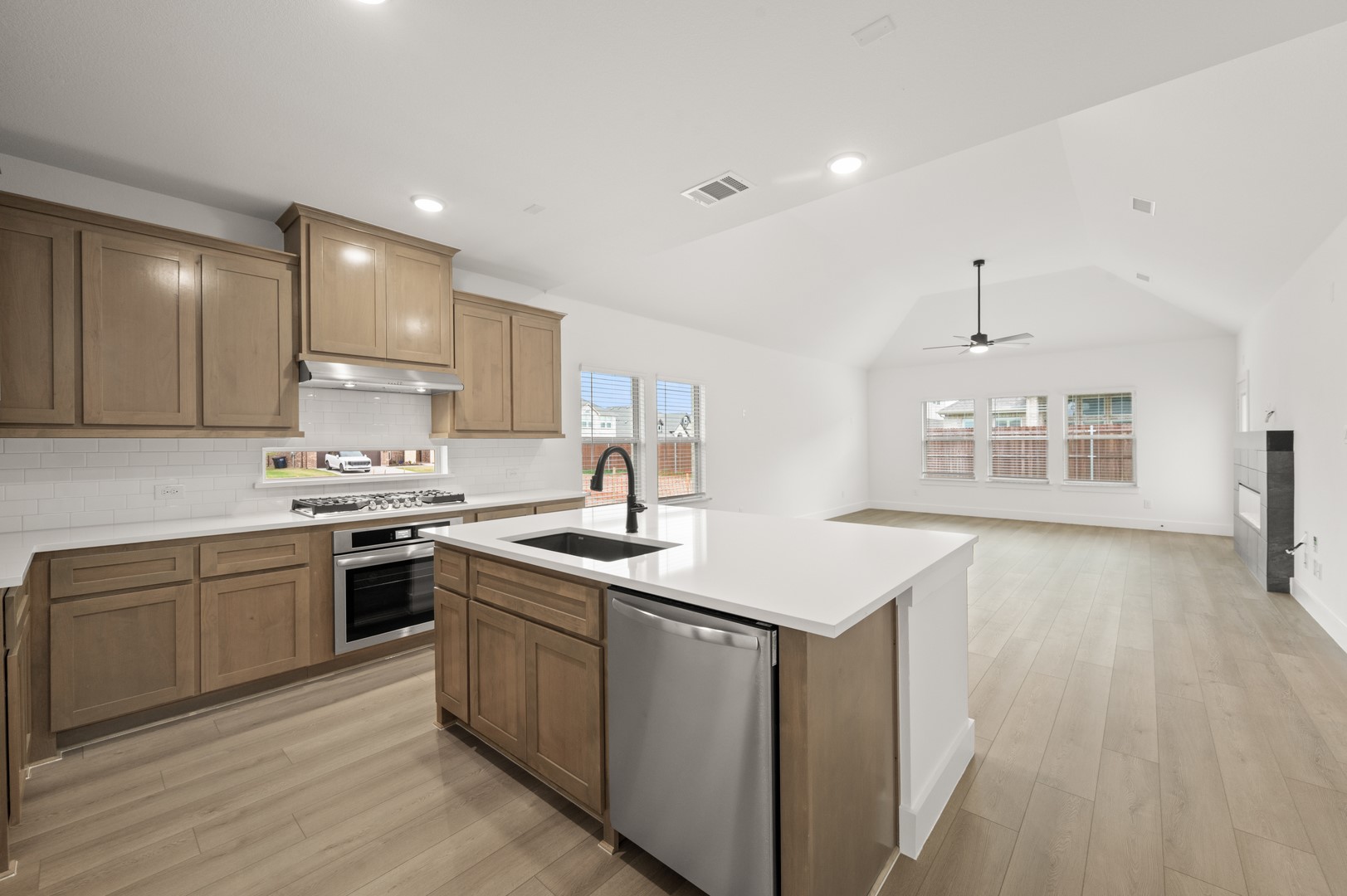 6732 Golden Grove Boulevard Fort Worth TX 76123