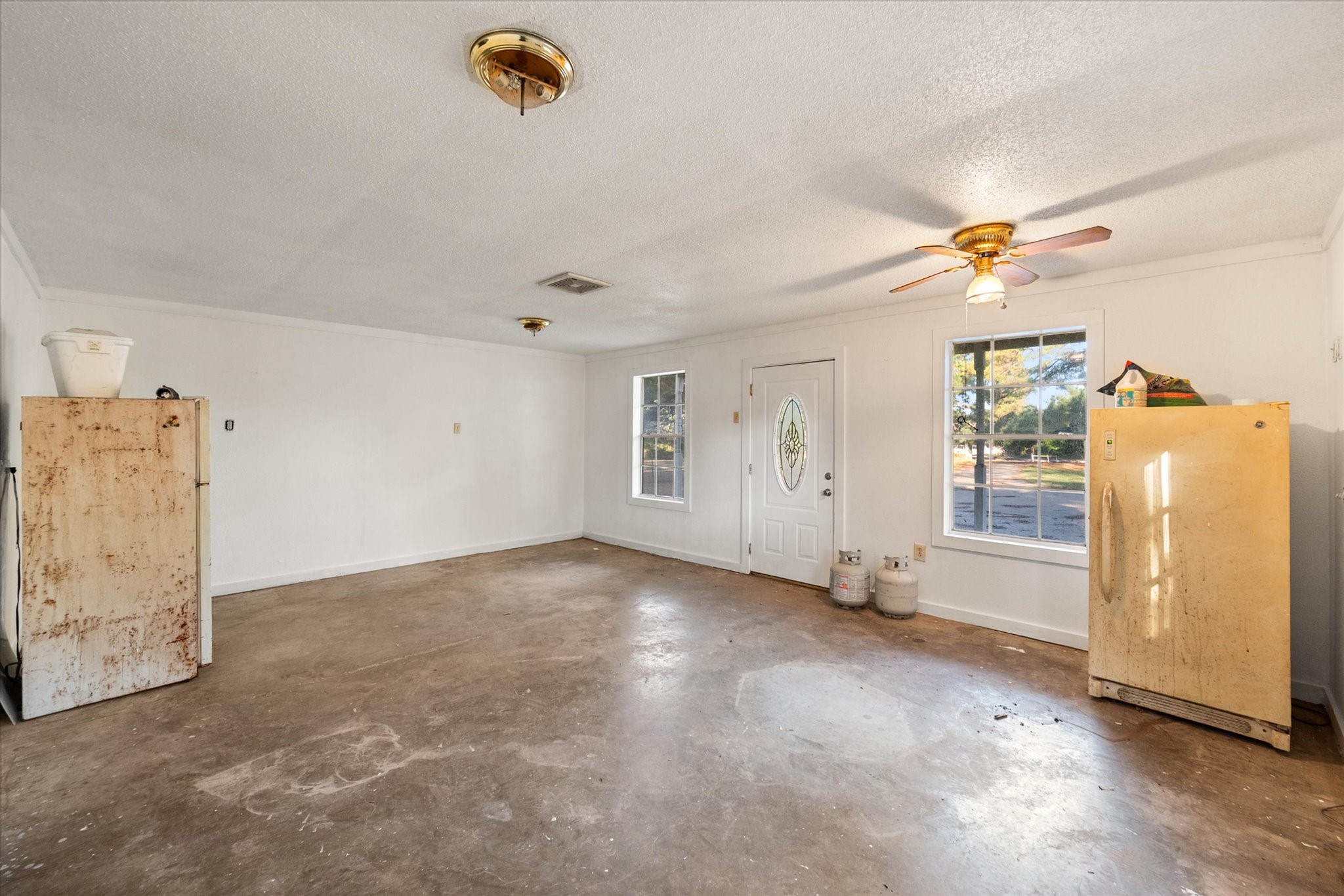 8124 Fm 416 Streetman TX 75859