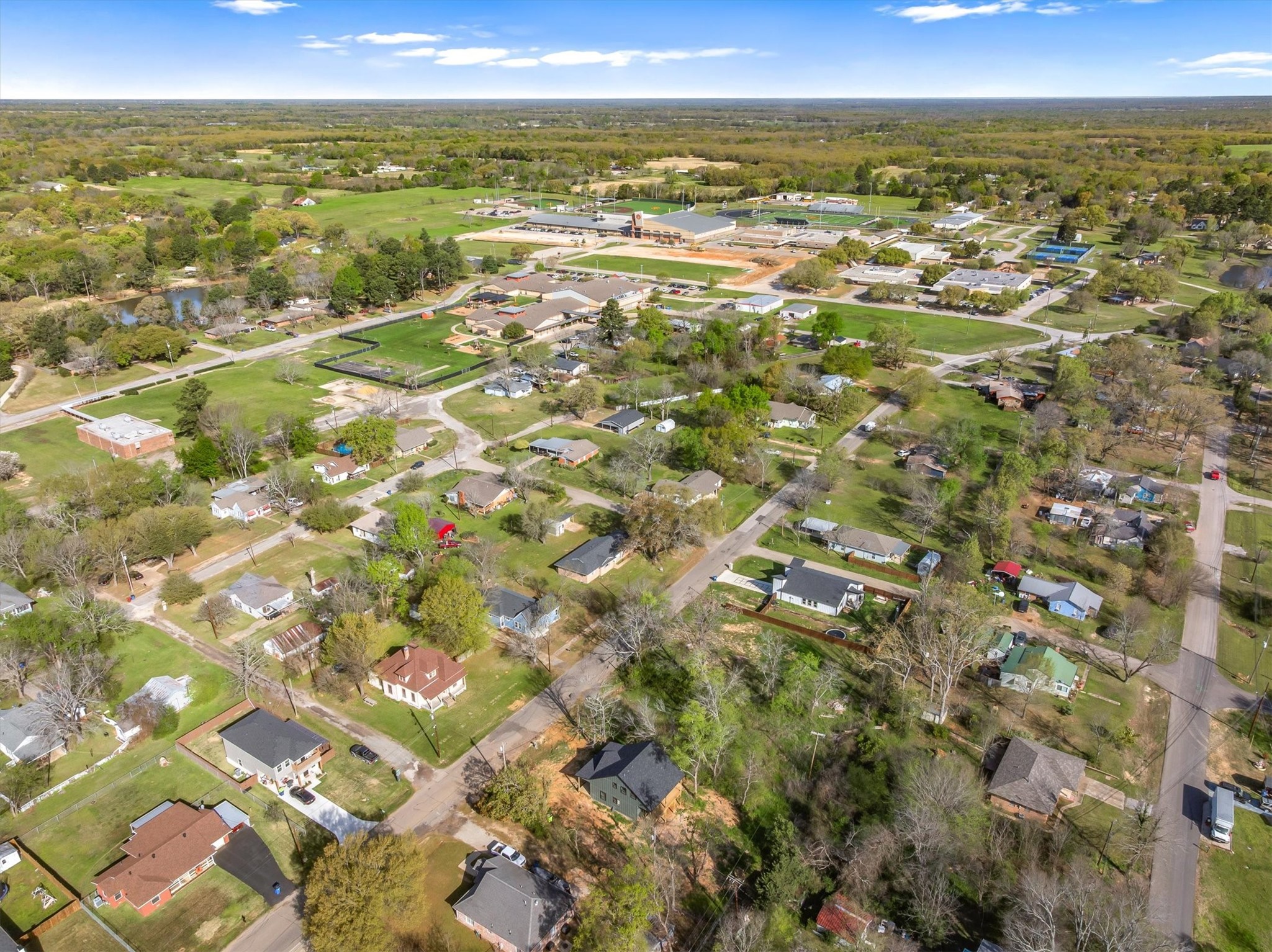 902 N Spring Street Grand Saline TX 75140