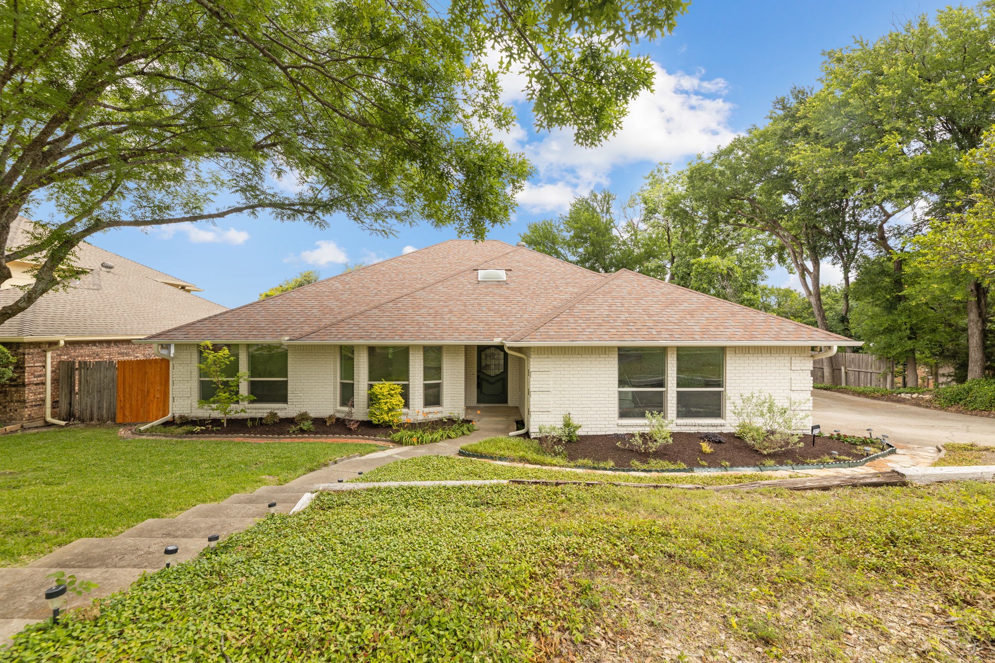 10112 Wandering Way Street Benbrook TX 76126