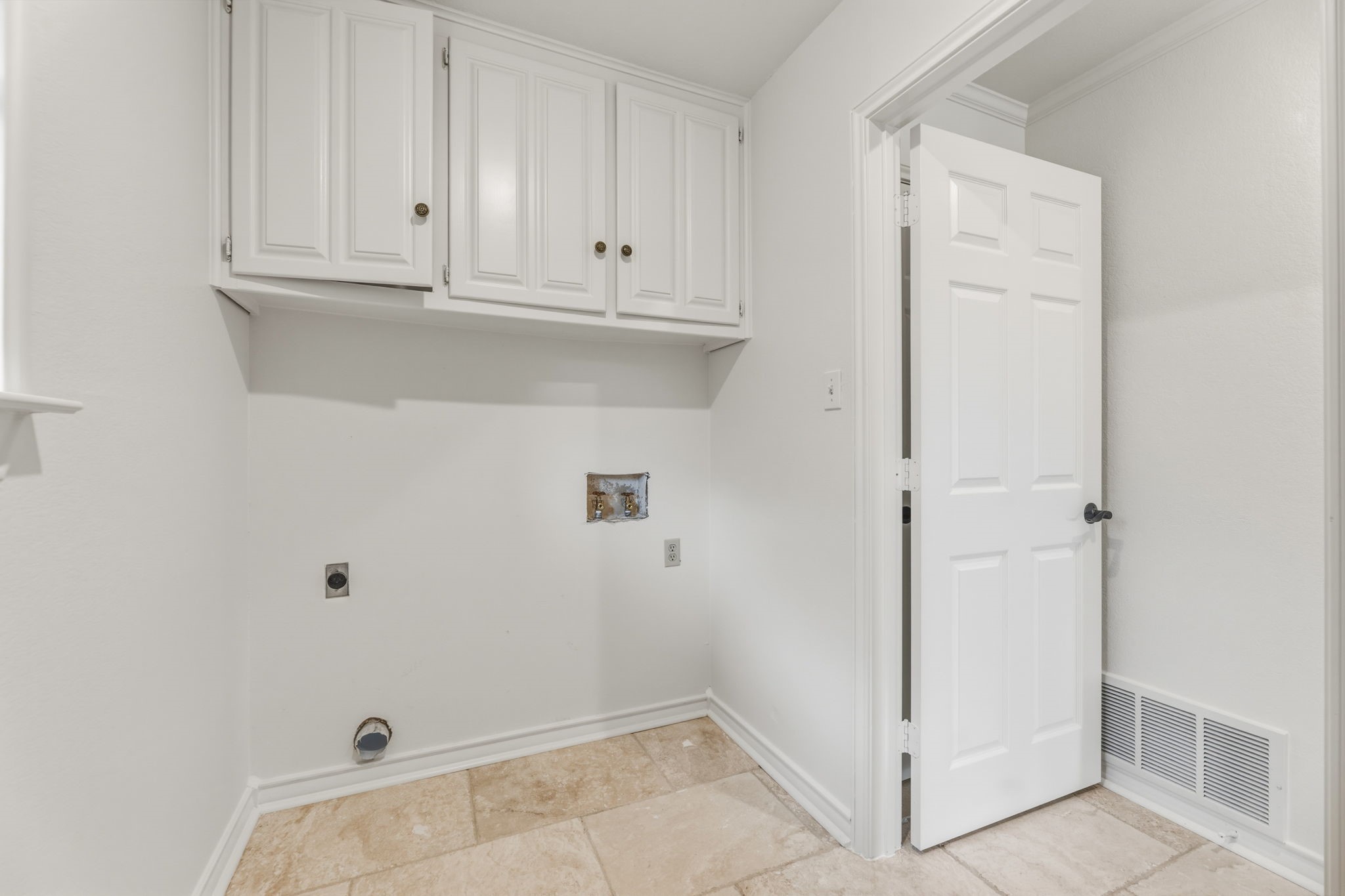 10112 Wandering Way Street Benbrook TX 76126