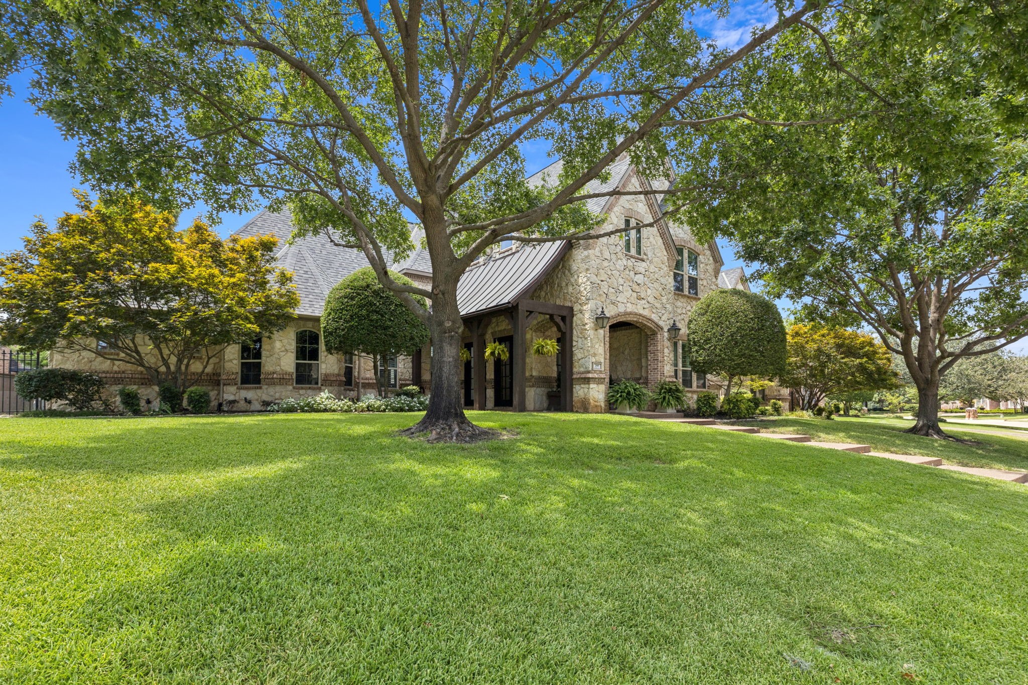 2009 Thames Trail Colleyville TX 76034