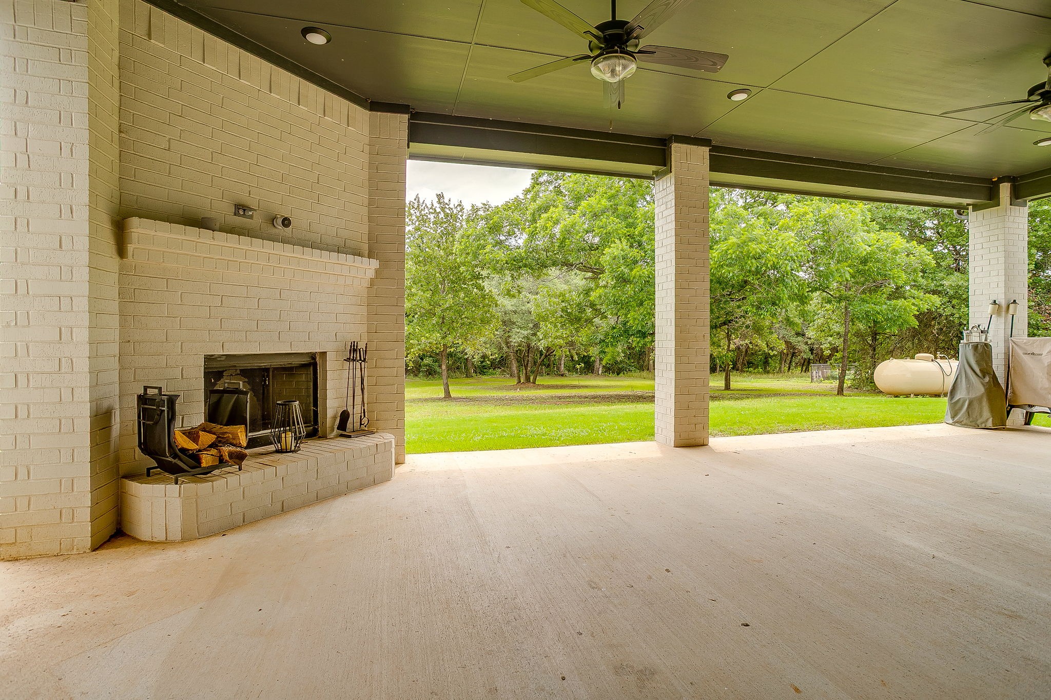 350 Red Top Road Poolville TX 76487