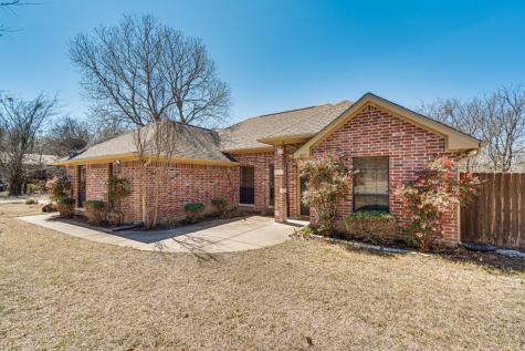 605 Santa Fe Street Joshua TX 76058