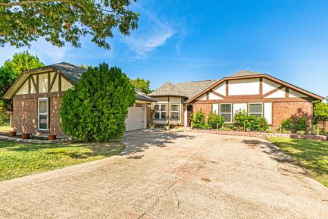 1717 Buena Vista Avenue Garland TX 75043