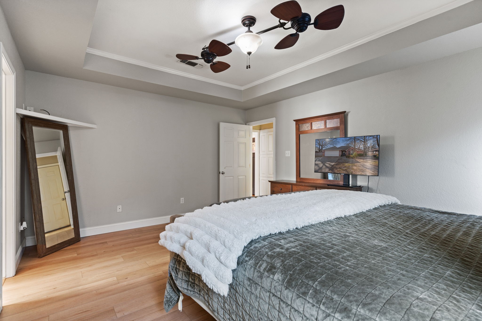 1008 Oak Valley Road Burleson TX 76028