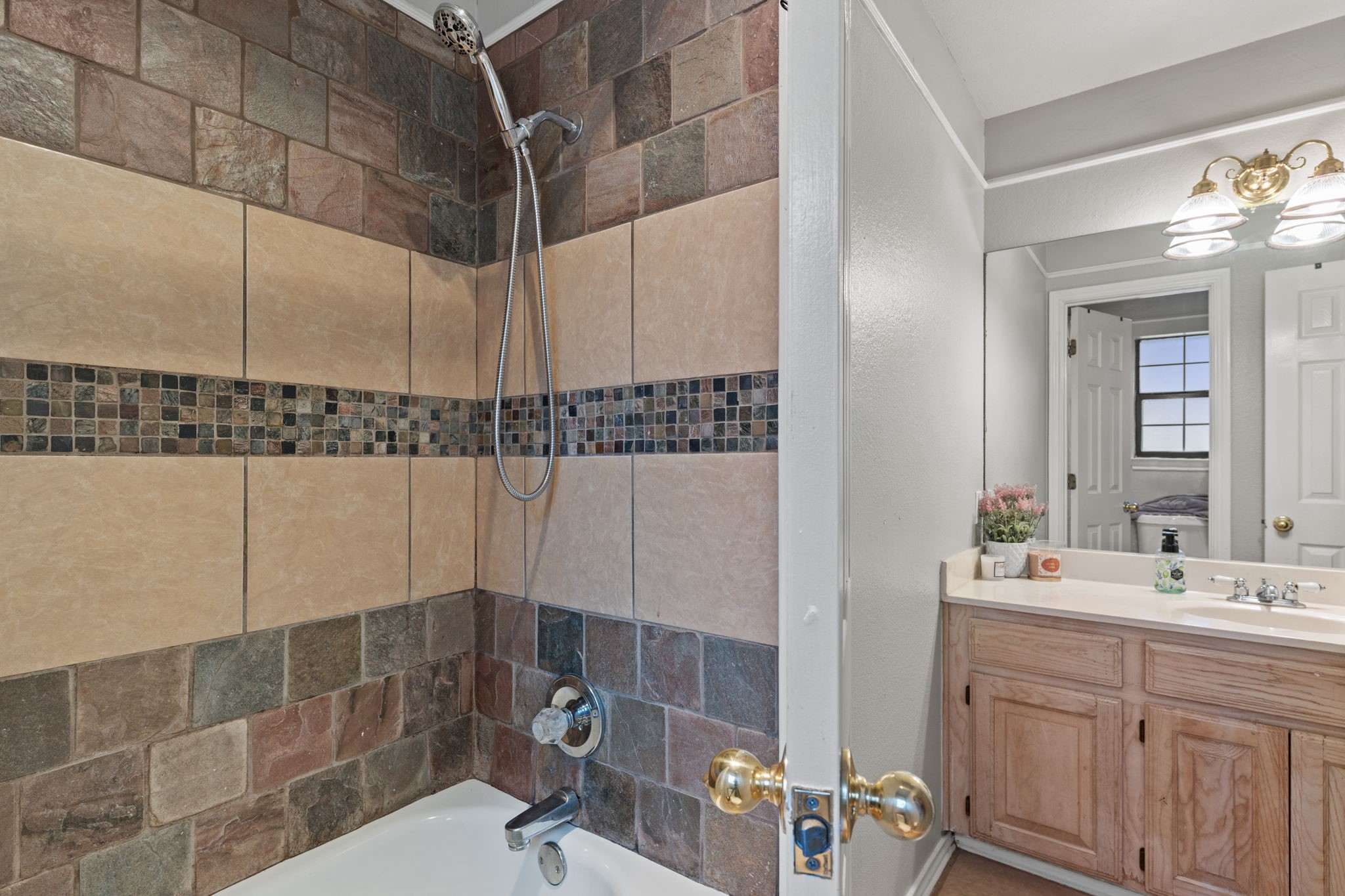 1008 Oak Valley Road Burleson TX 76028