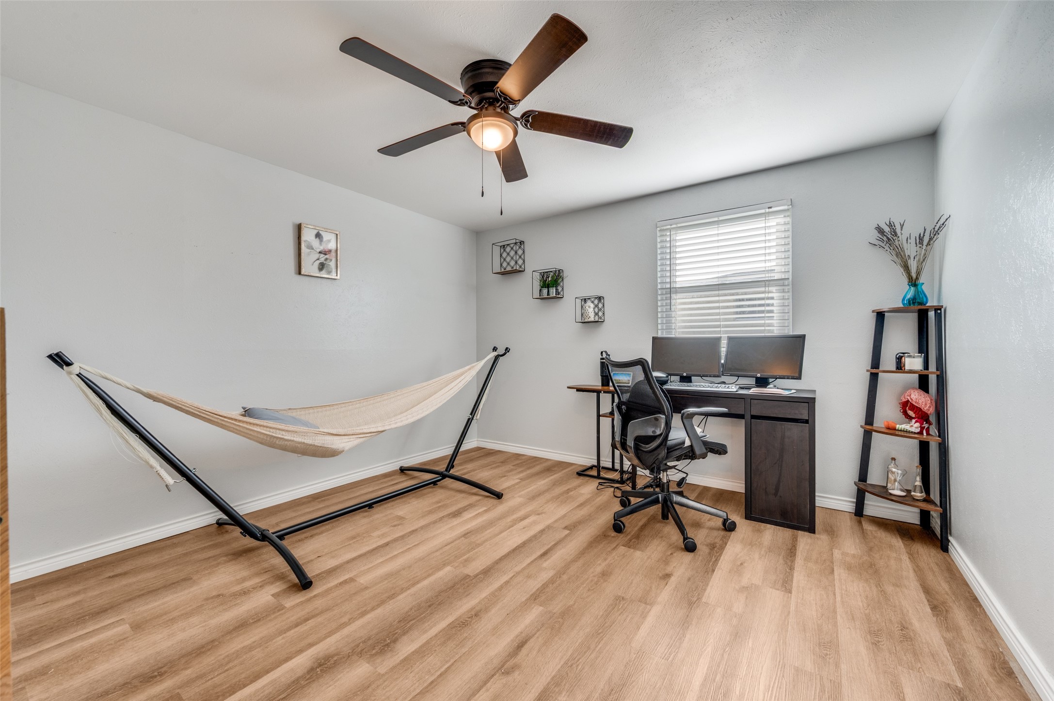 2924 W 11th Street Irving TX 75060