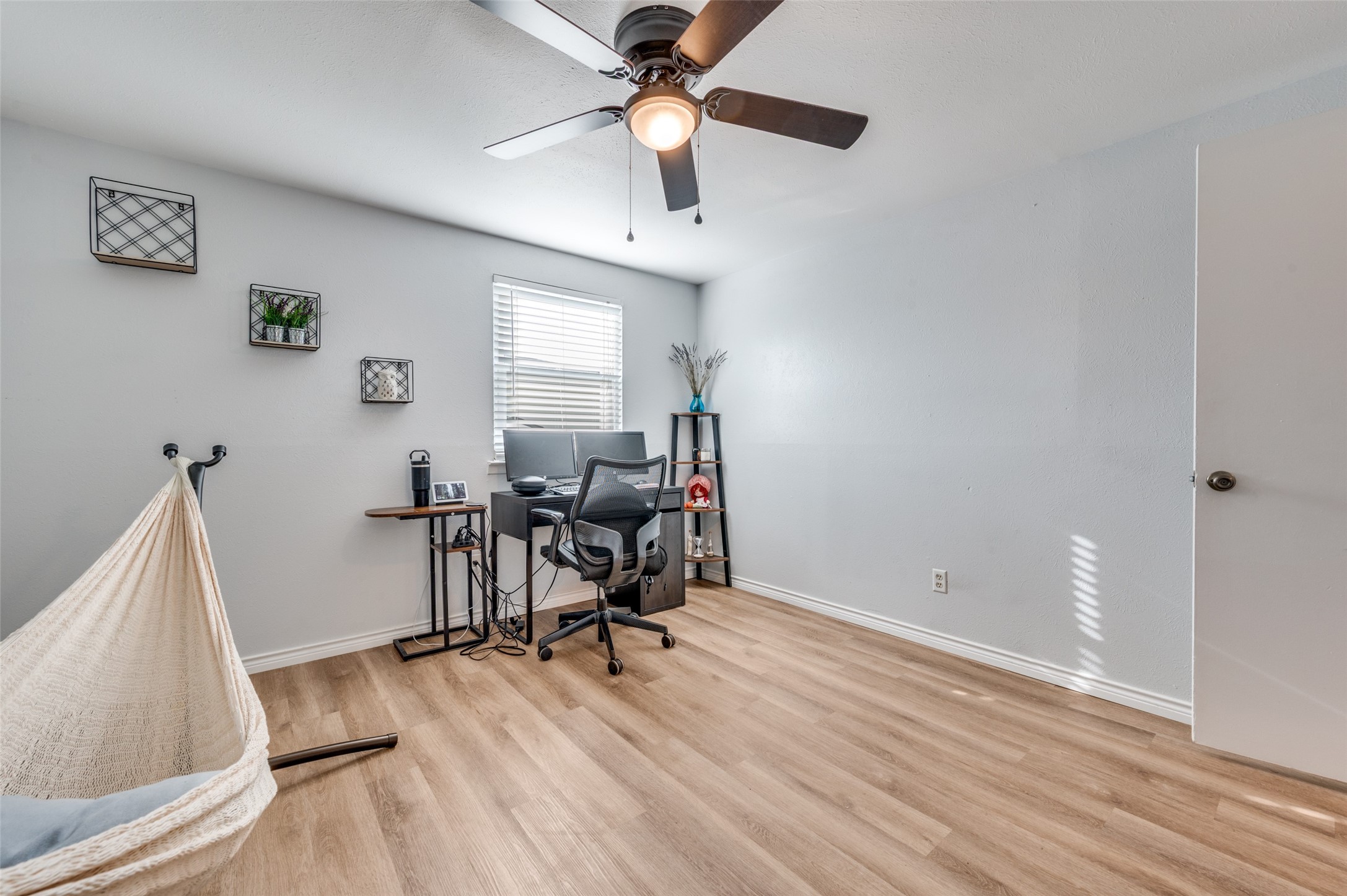 2924 W 11th Street Irving TX 75060