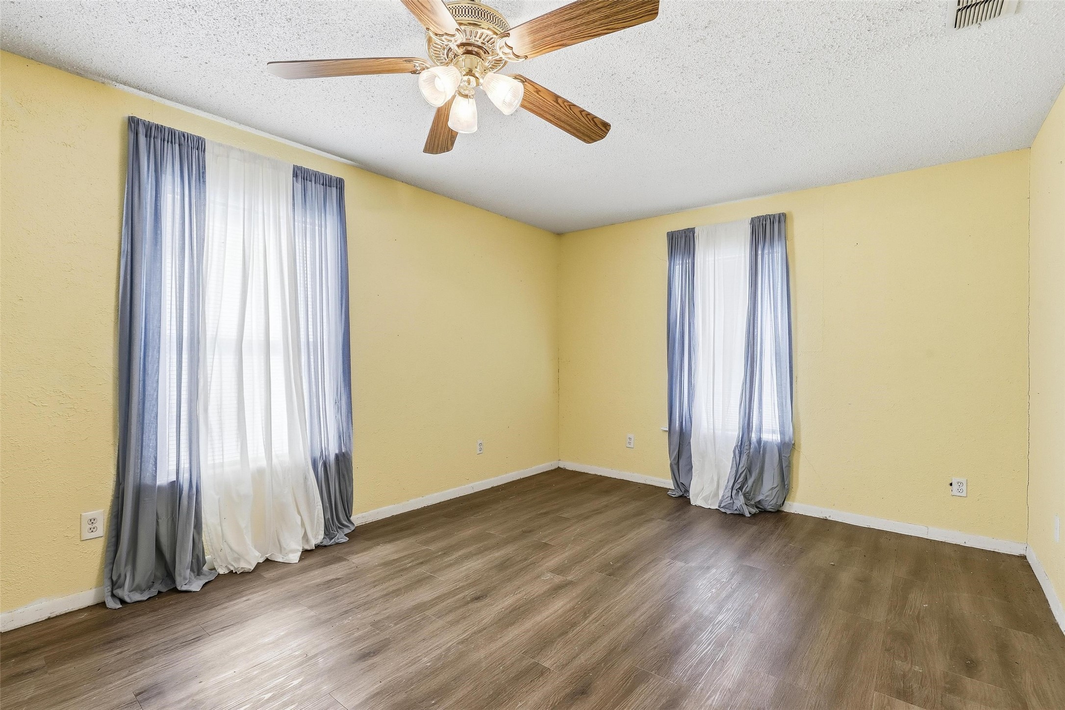 3822 Ragged Rock Court Joshua TX 76058