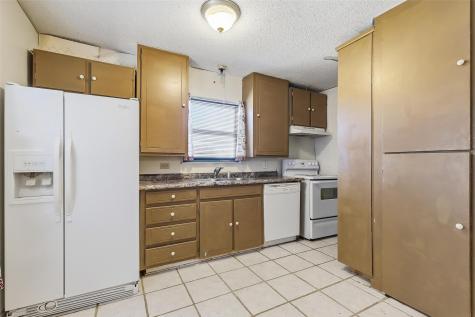 3822 Ragged Rock Court Joshua TX 76058