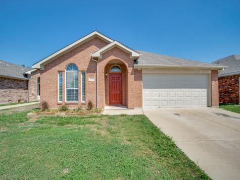 1012 Maria Drive Grand Prairie TX 75052