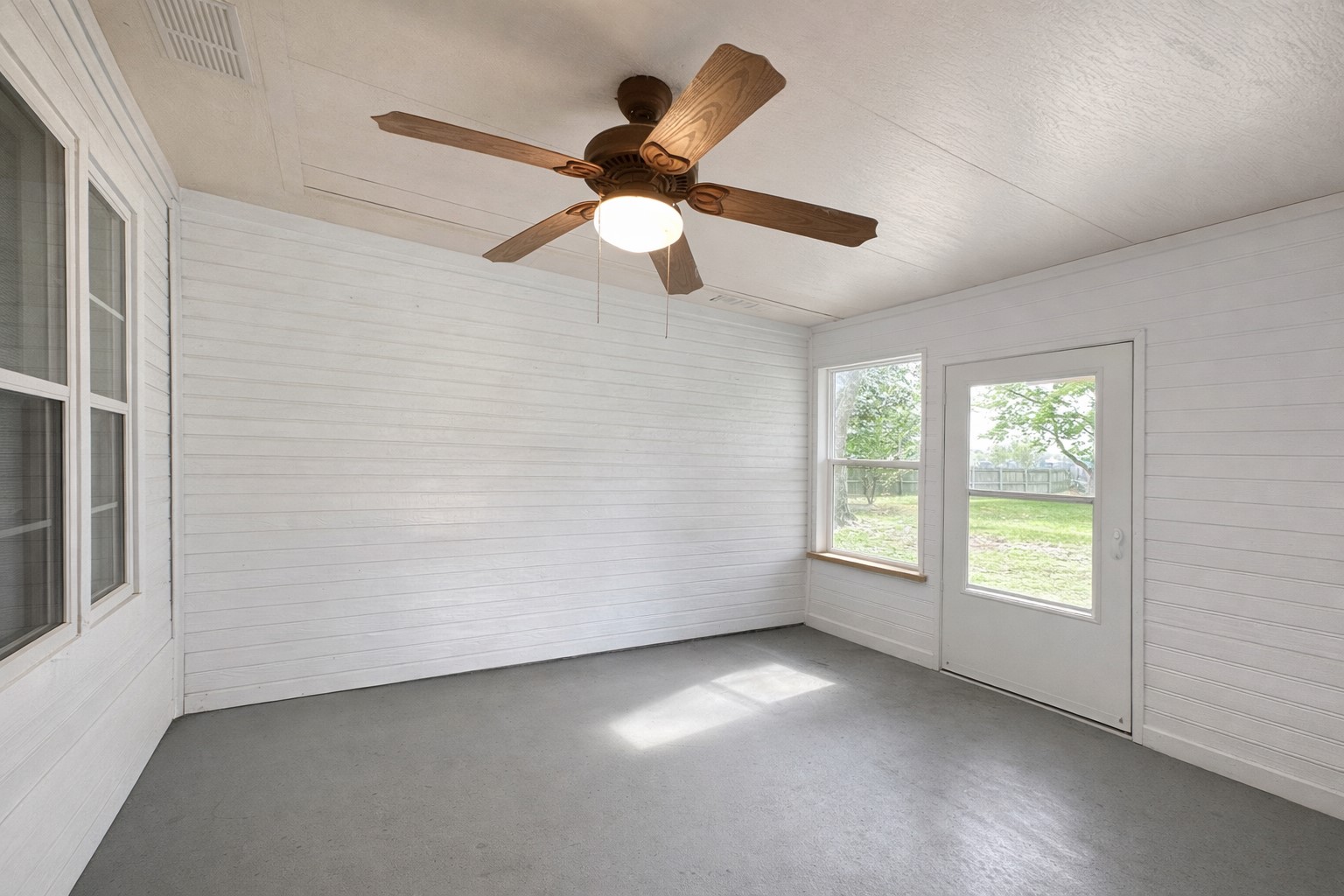 1930 Meadowview Lane Athens TX 75752