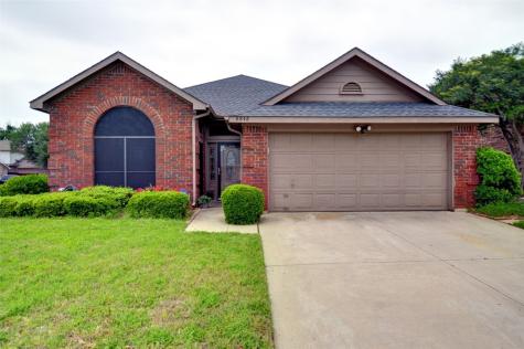 8848 Mystic Trail Fort Worth TX 76118