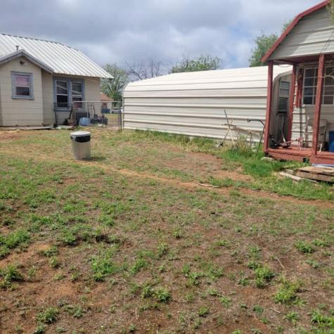 711 E Oklahoma Avenue Sweetwater TX 79556