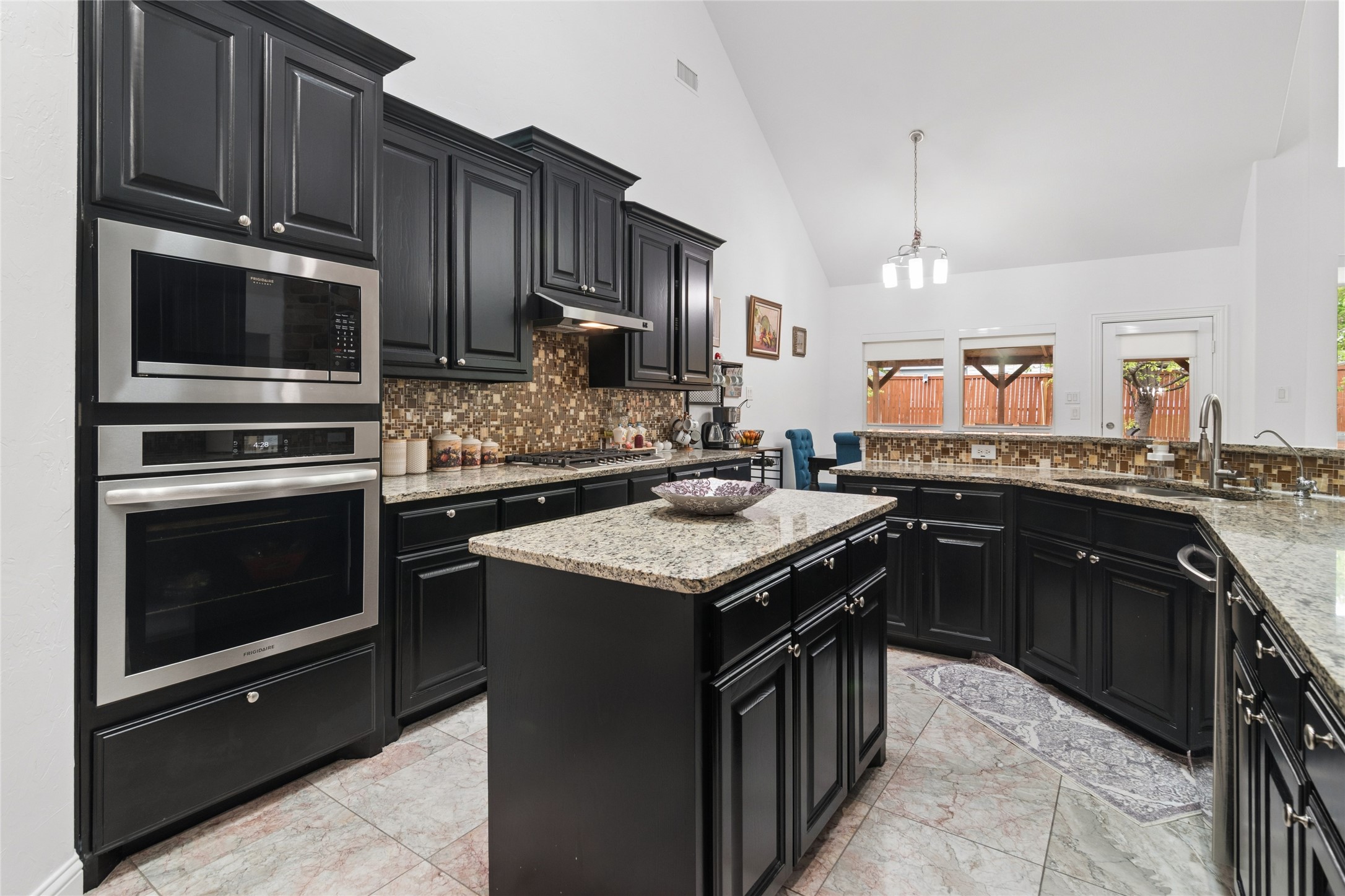 6905 Canyon Meadow Drive Sachse TX 75048