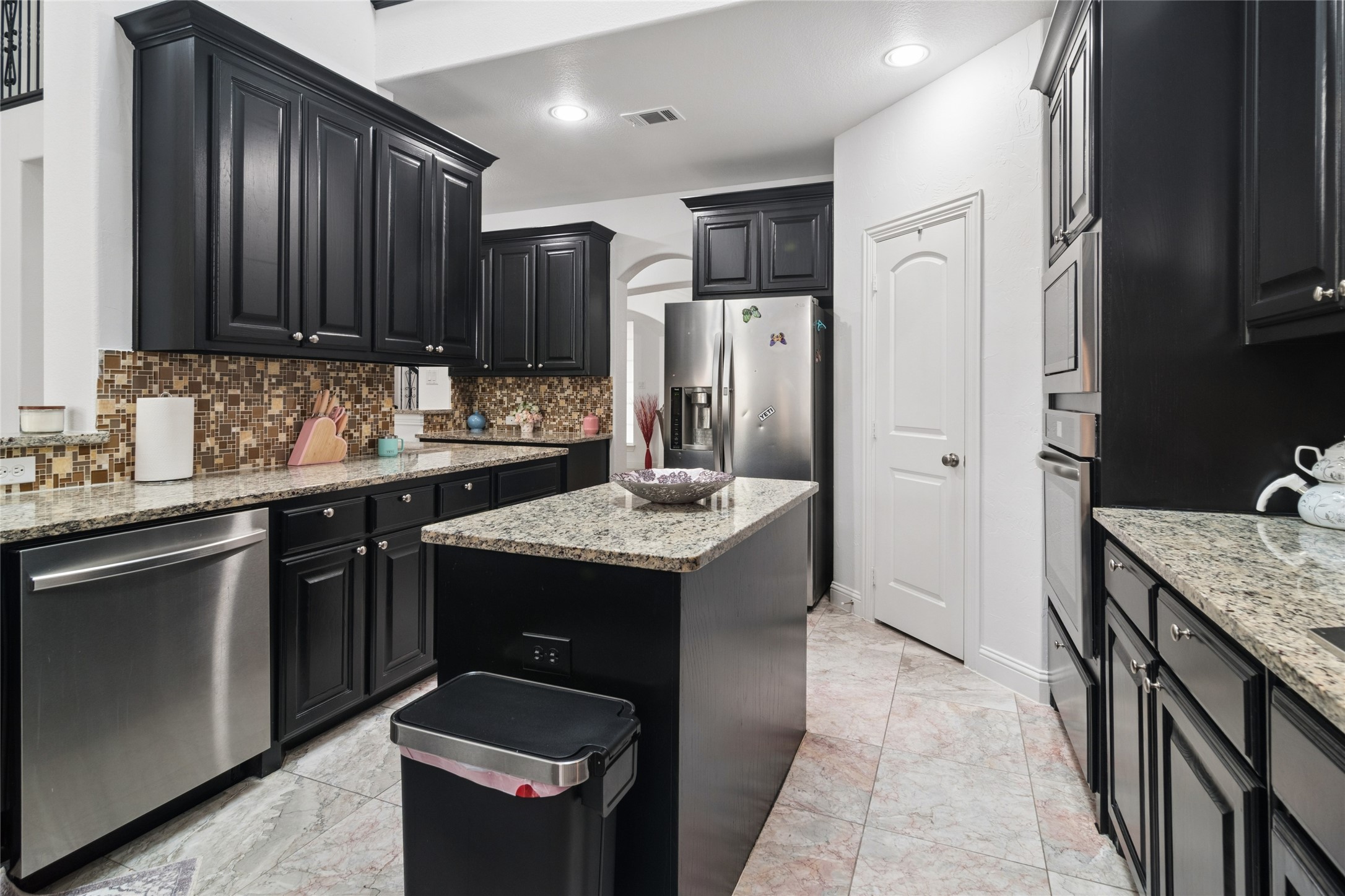 6905 Canyon Meadow Drive Sachse TX 75048