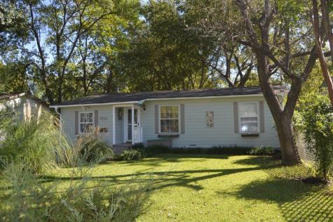 1410 Pecan Street Bonham TX 75418