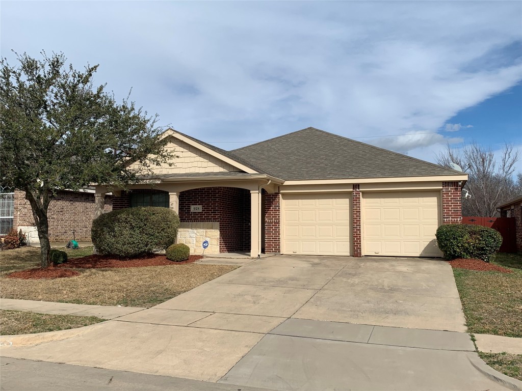 928 Furlong Drive Grand Prairie TX 75051