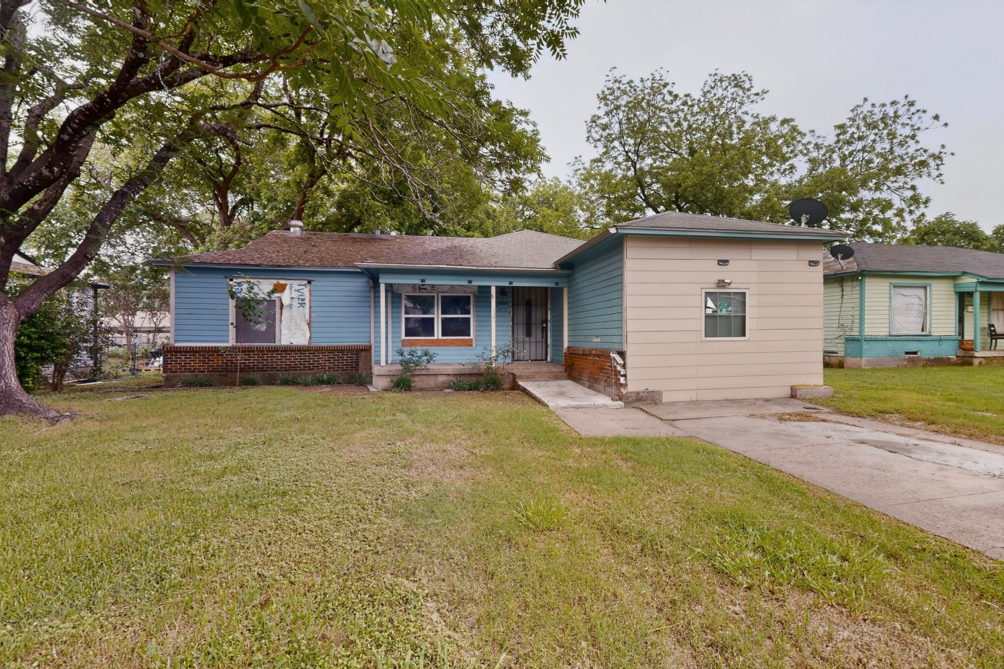 3102 Kilburn Avenue Dallas TX 75216