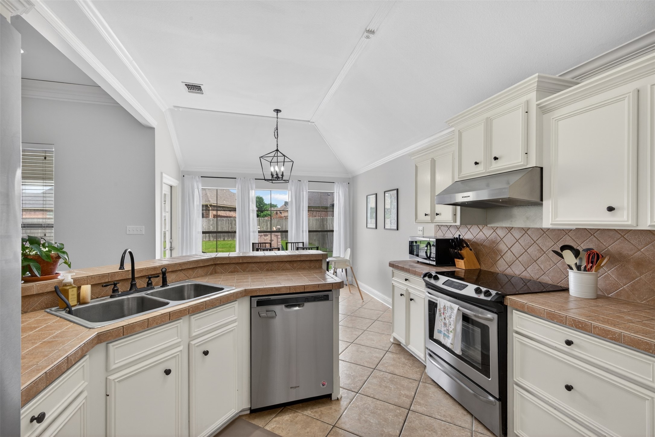 5318 Lucerne Lane Bossier City LA 71112
