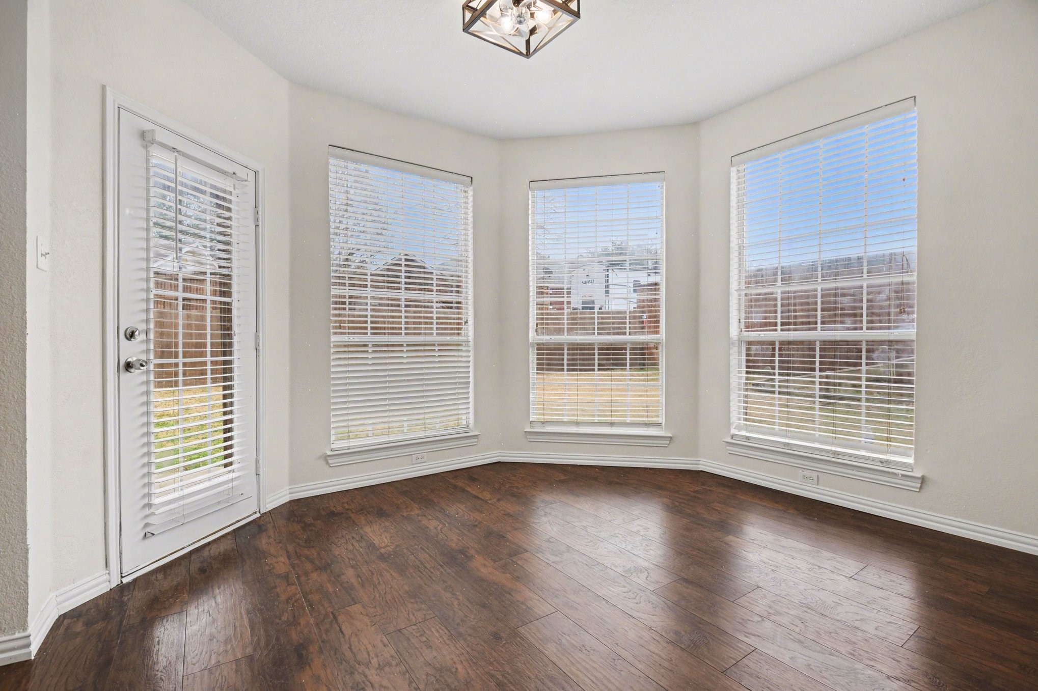 7414 Larchwood Circle Rowlett TX 75089
