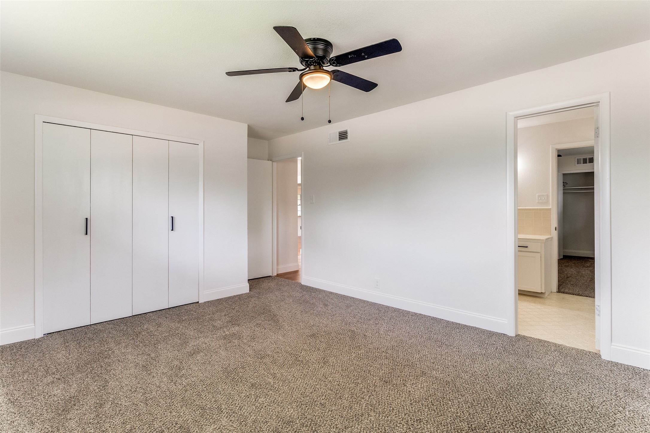 1005 Misty Glen Lane Dallas TX 75232