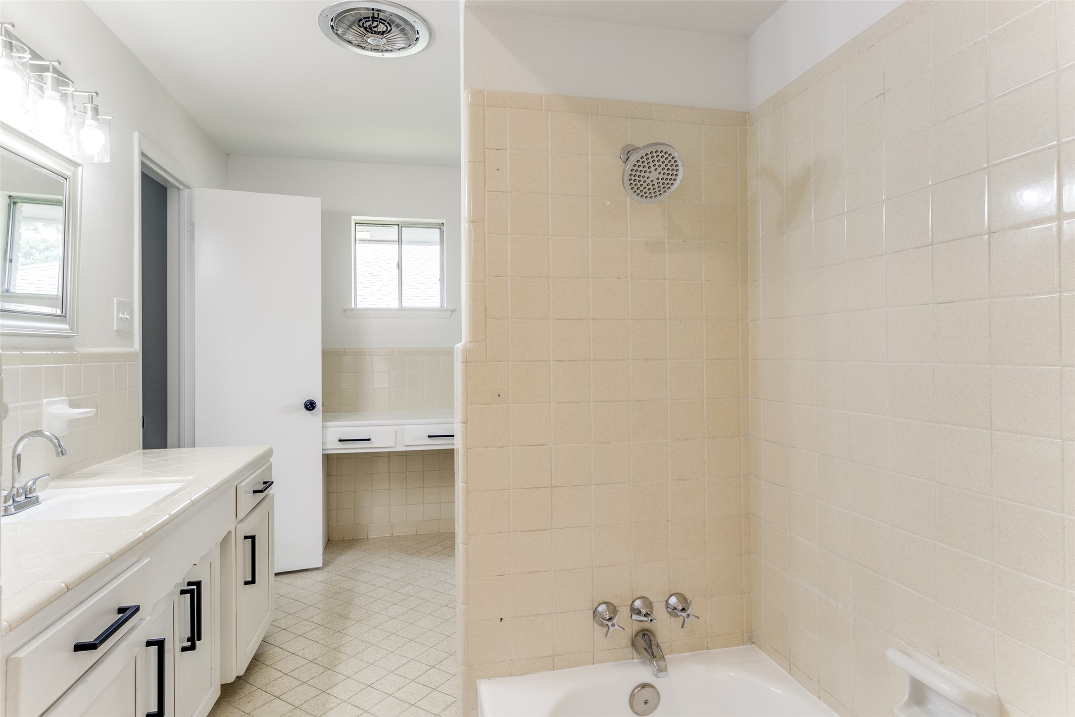 1005 Misty Glen Lane Dallas TX 75232