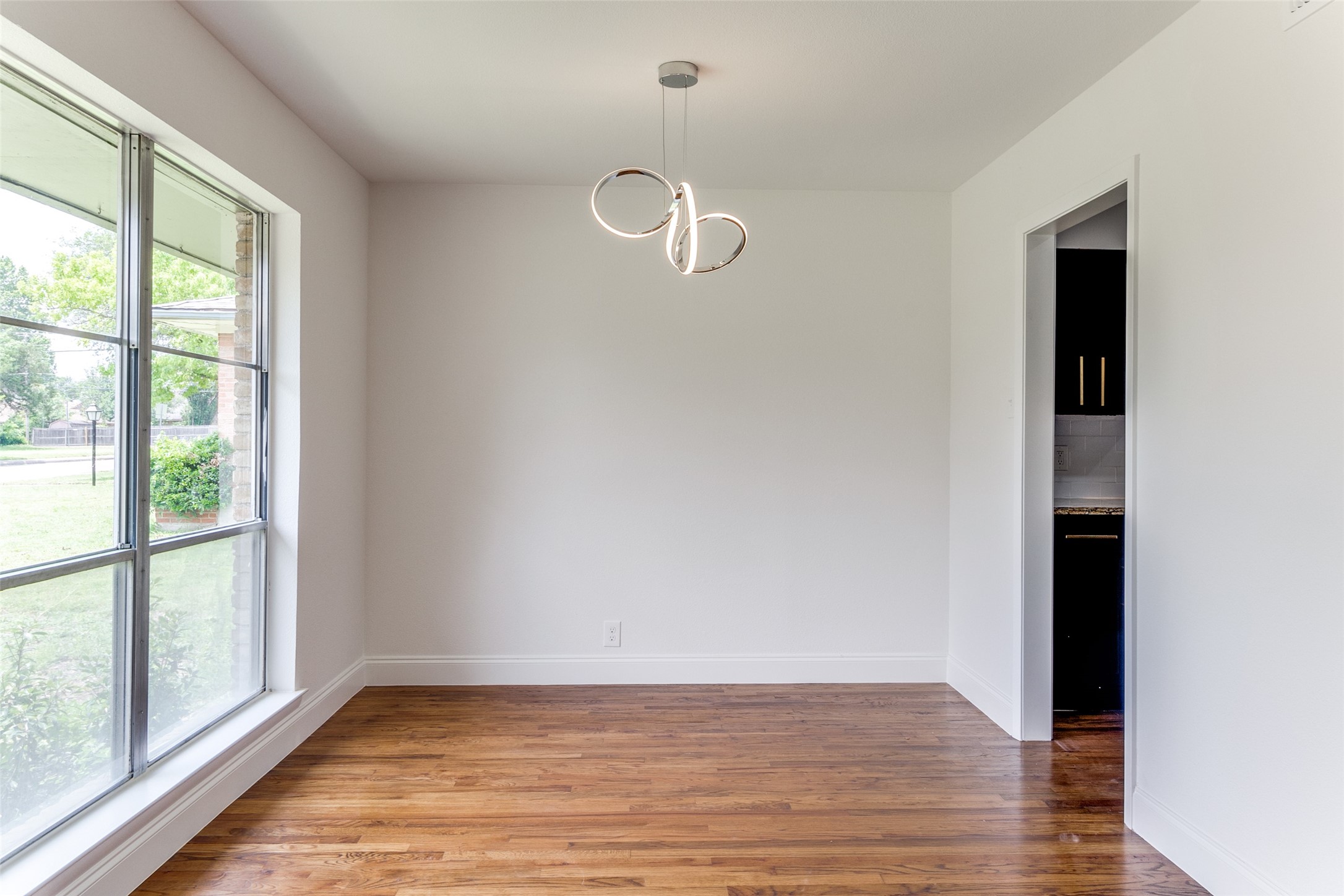 1005 Misty Glen Lane Dallas TX 75232