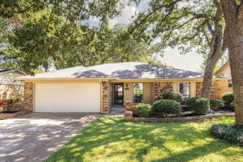 5805 Woodsetter Lane Arlington TX 76017
