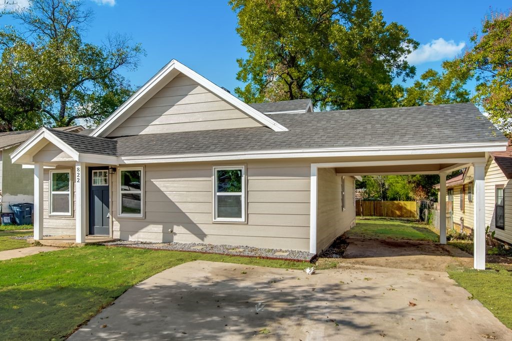 822 W Seminary Drive Fort Worth TX 76115