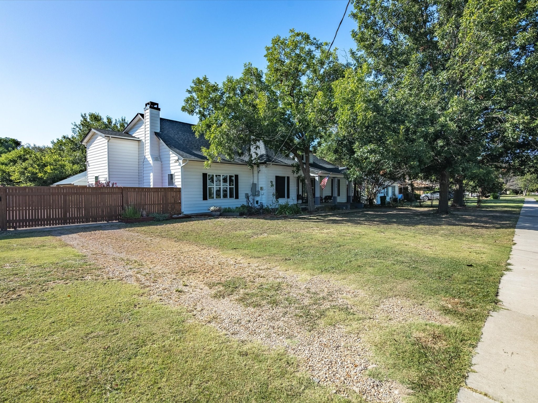 506 Brown Street Waxahachie TX 75165