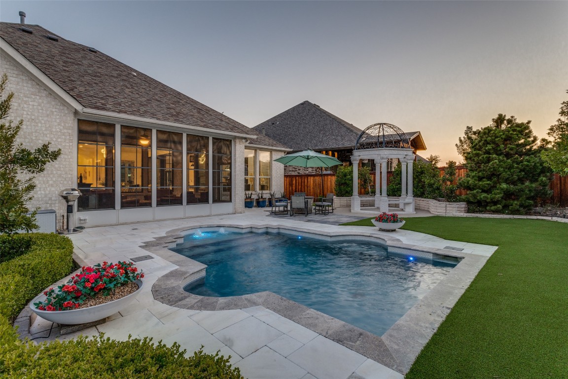405 Green Valley Drive Mckinney TX 75071