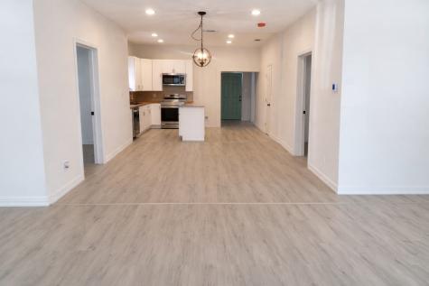 811 W Day Street Denison TX 75020