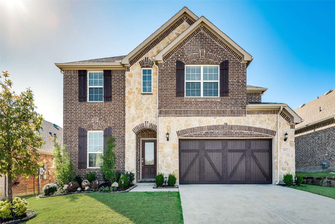 213 Cielo Azure Lane Lewisville TX 75067