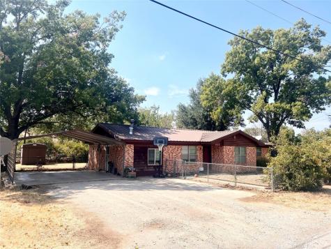 911 S Cutting Street Breckenridge TX 76424