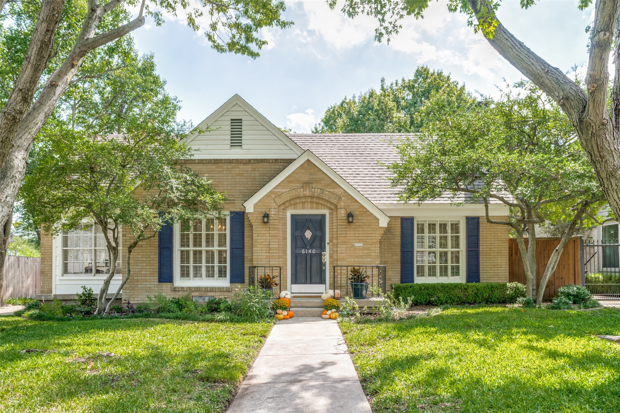 6140 Kenwood Avenue Dallas TX 75214