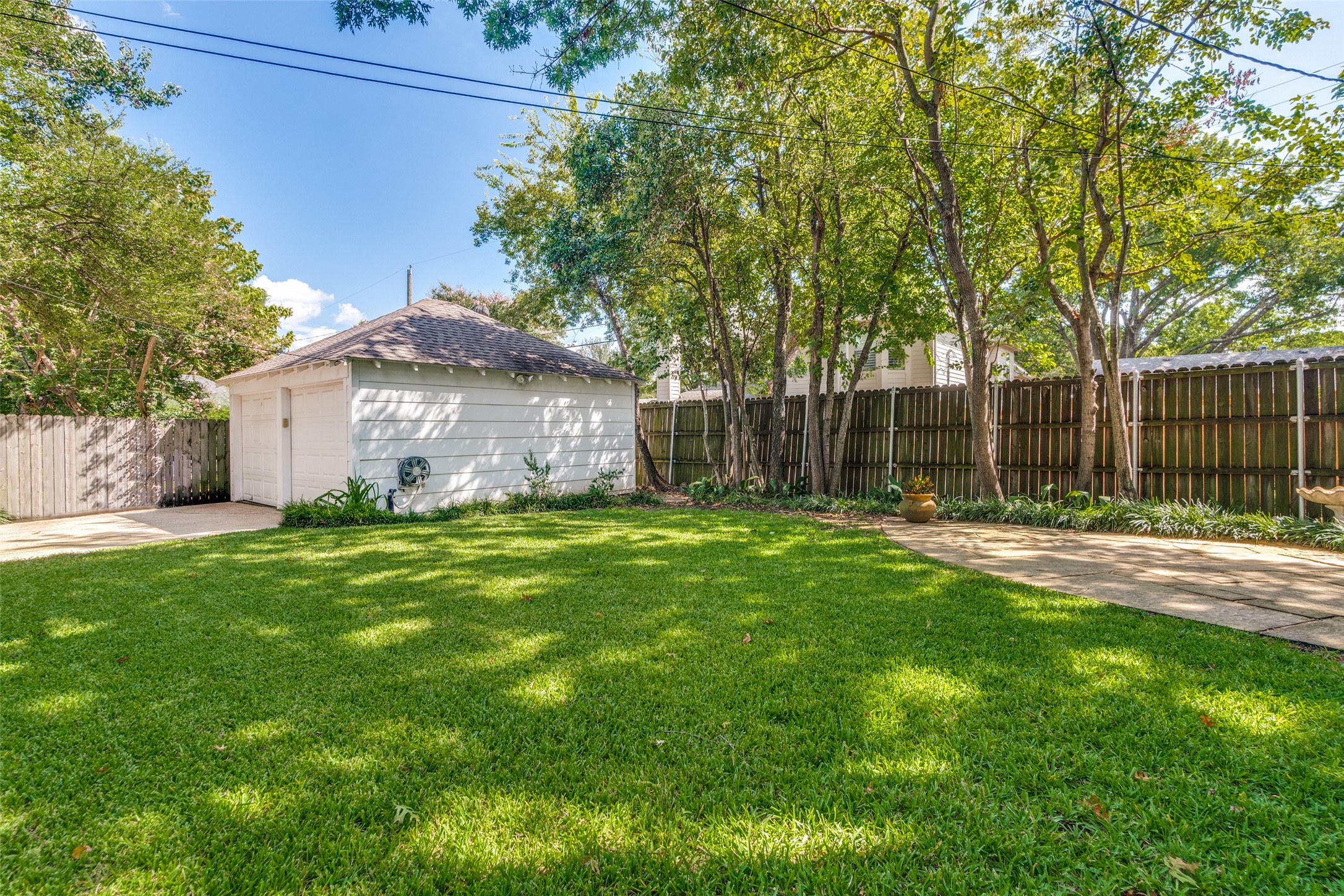 6140 Kenwood Avenue Dallas TX 75214