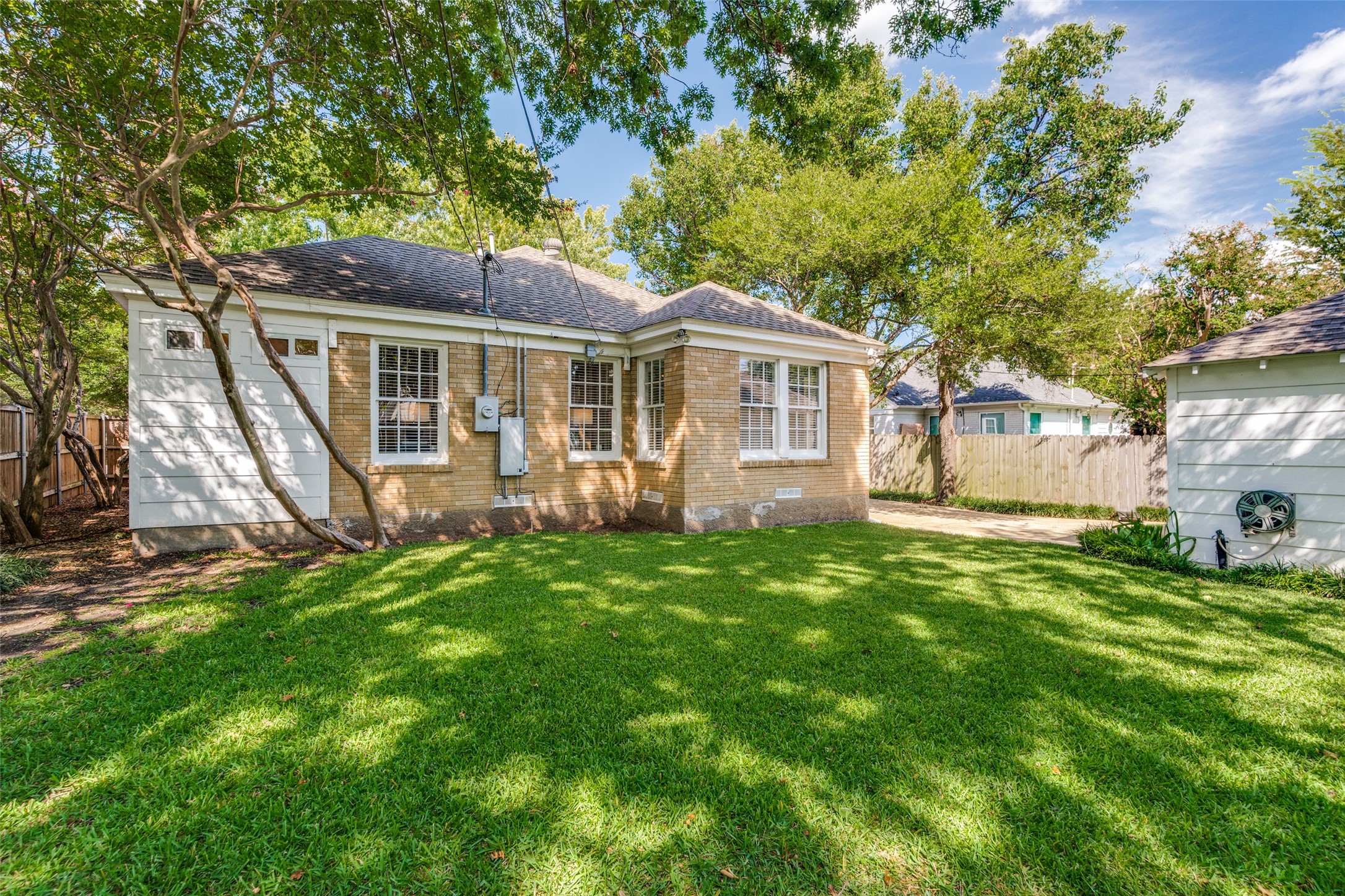 6140 Kenwood Avenue Dallas TX 75214